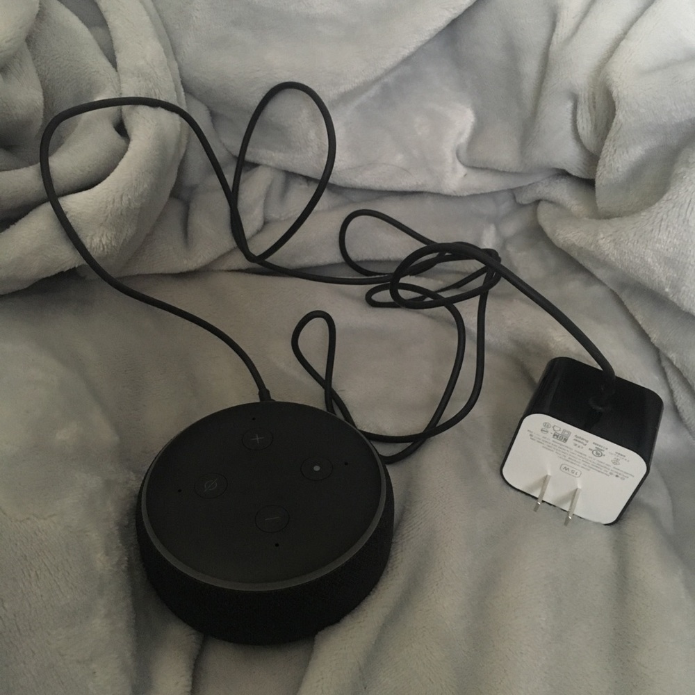 NEW amazon alexa echo dot